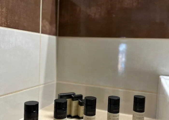 Serenity Daire Kéfalos